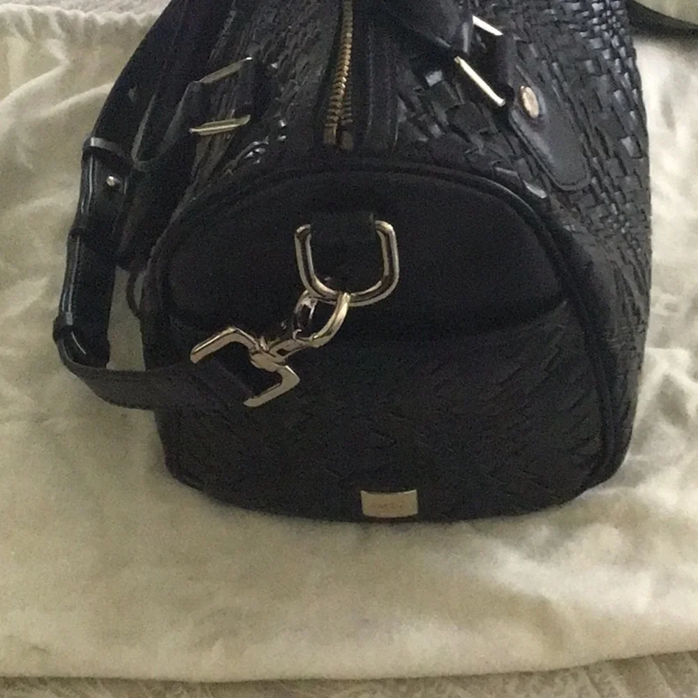 Cole Haan Black Leather Crossbody Bag NWT Jade Optical Weave - Picture 6 of 8